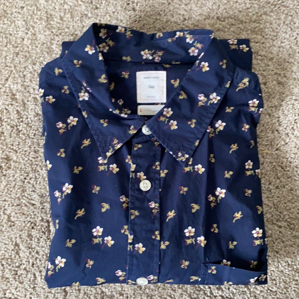Gap Design + Crafted Floral Button Down. - image 5